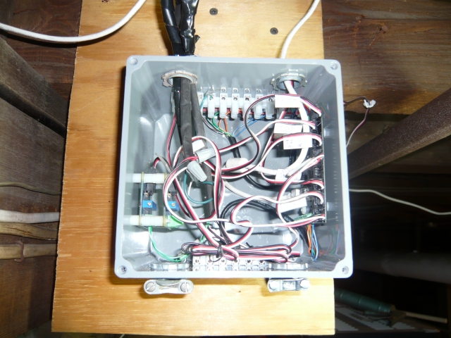 04-Phidgets Main Board Box.JPG